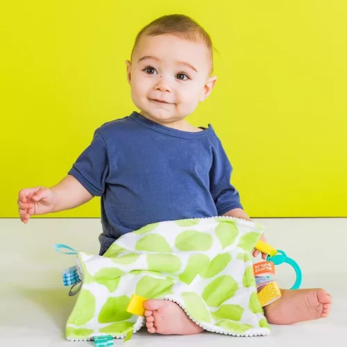 BRIGHT STARTS Morzsolókendő C karikán Little Taggies zöld pöttyök 0hó+