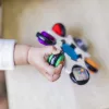 BABY EINSTEIN Érzékszervi játék Curiosity Clutch™ 3hó+