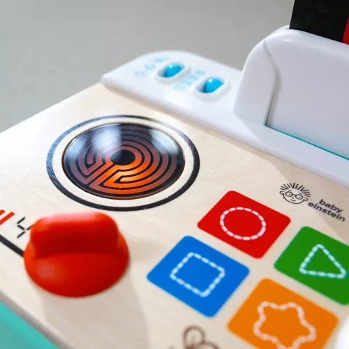 BABY EINSTEIN Zenei Játék Magic Touch Kitchen™ Pretend to Cook HAPE 9hó+