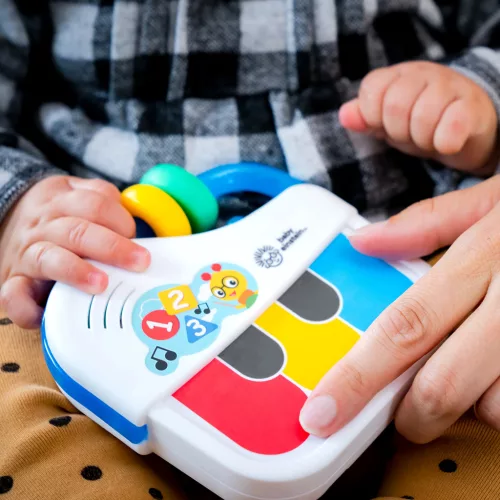 BABY EINSTEIN Játék Zenés Piano 3hó+