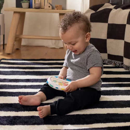 BABY EINSTEIN Tap & Shake™ Magic Touch™ HAPE 6hó+ Zenei Tamburin Játék