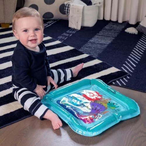 BABY EINSTEIN Vizes alátét 40x40 cm Sensory Splash™ 0hó+