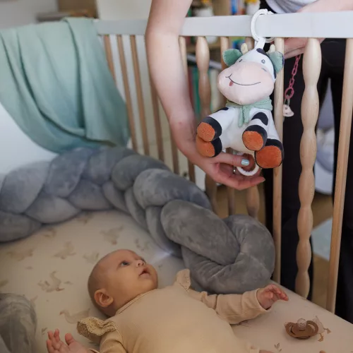 BABYONO Zenei játék C-gyűrűn Cow Bingo 0m+