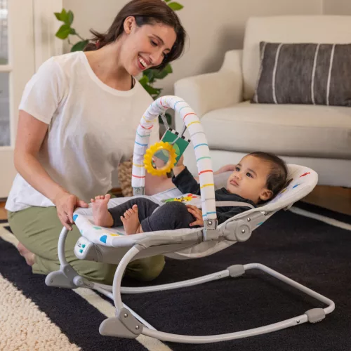 BABY EINSTEIN Zenei rezgő pihenőszék Dean's Discovery Spot™ 0hó+ 9kg-ig