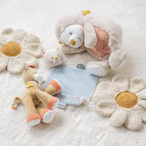 NATTOU Muchláček plyssový mini macska Lana 28 cm Mila, Zoe & Lana