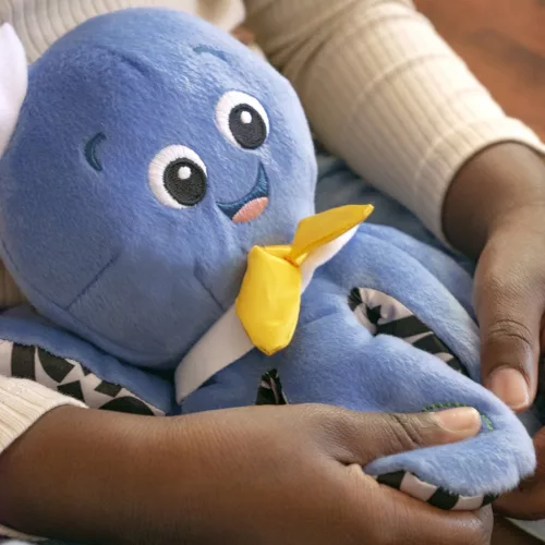 BABY EINSTEIN Zenélő játék polip Octoplush™ 3hó+