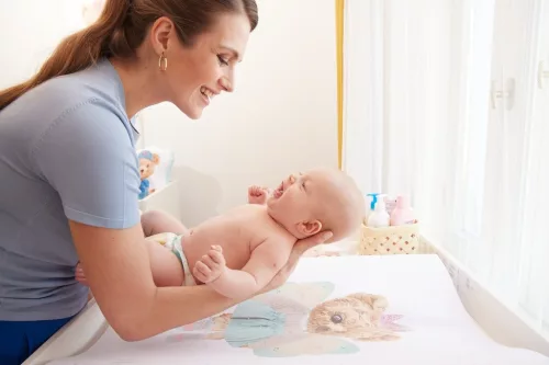 CEBA BABY Pelenkázó alátét 2-szegélyes puha (48x70) Cosy Fluffy Puffy Bart