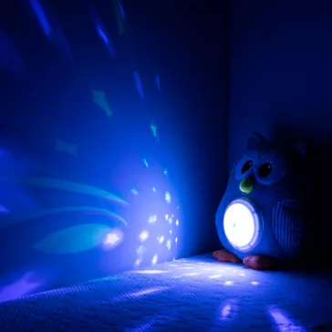 Chipolino projektoros zenélő plüss játék - Owl