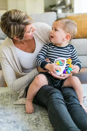 Baby Einstein Zenélő játék, Take Along Tunes™, 3 hó+