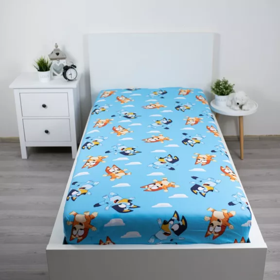 Bluey Clouds gumis lepedő 90x200 cm